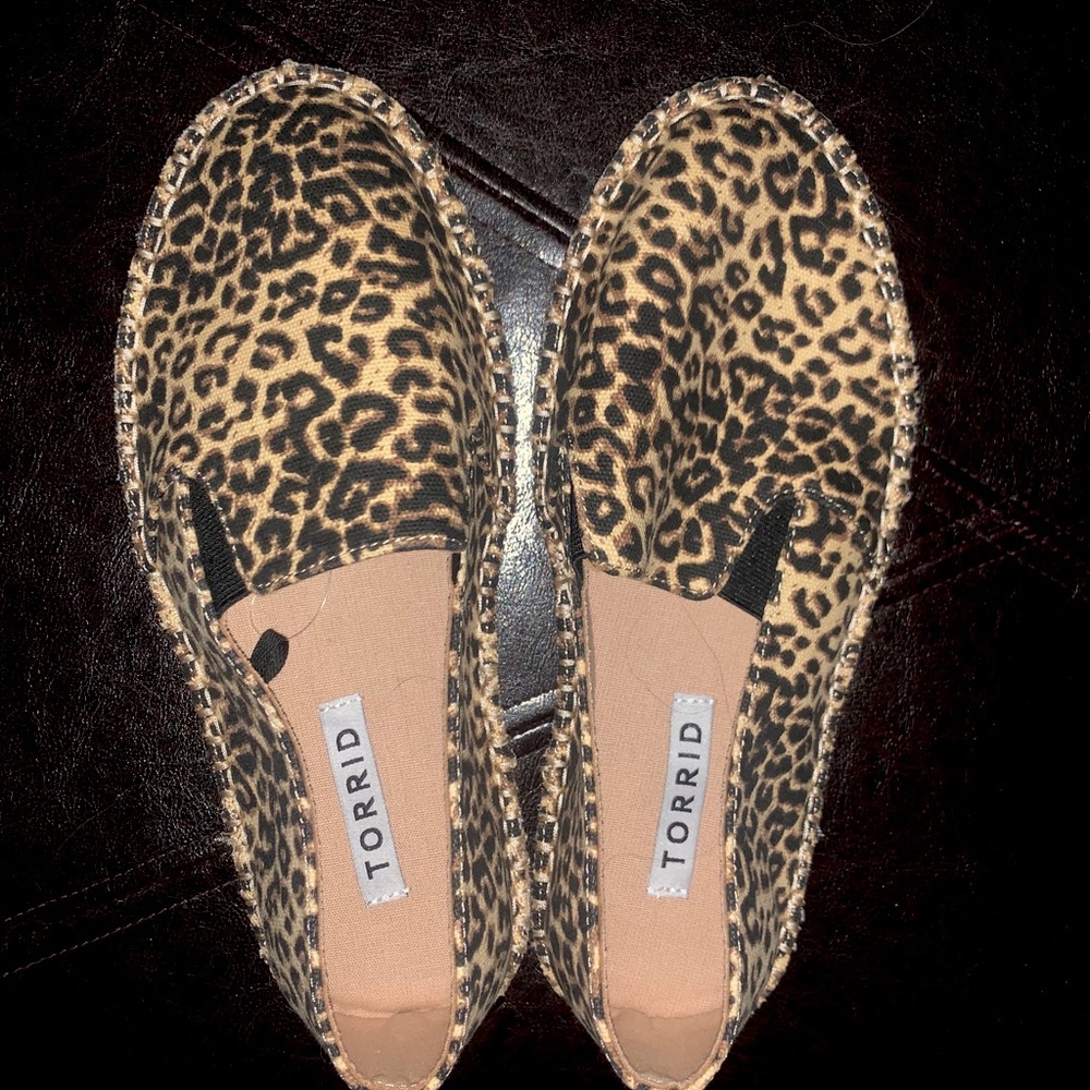 NEVER WORN Torrid Cheetah Print Flats
